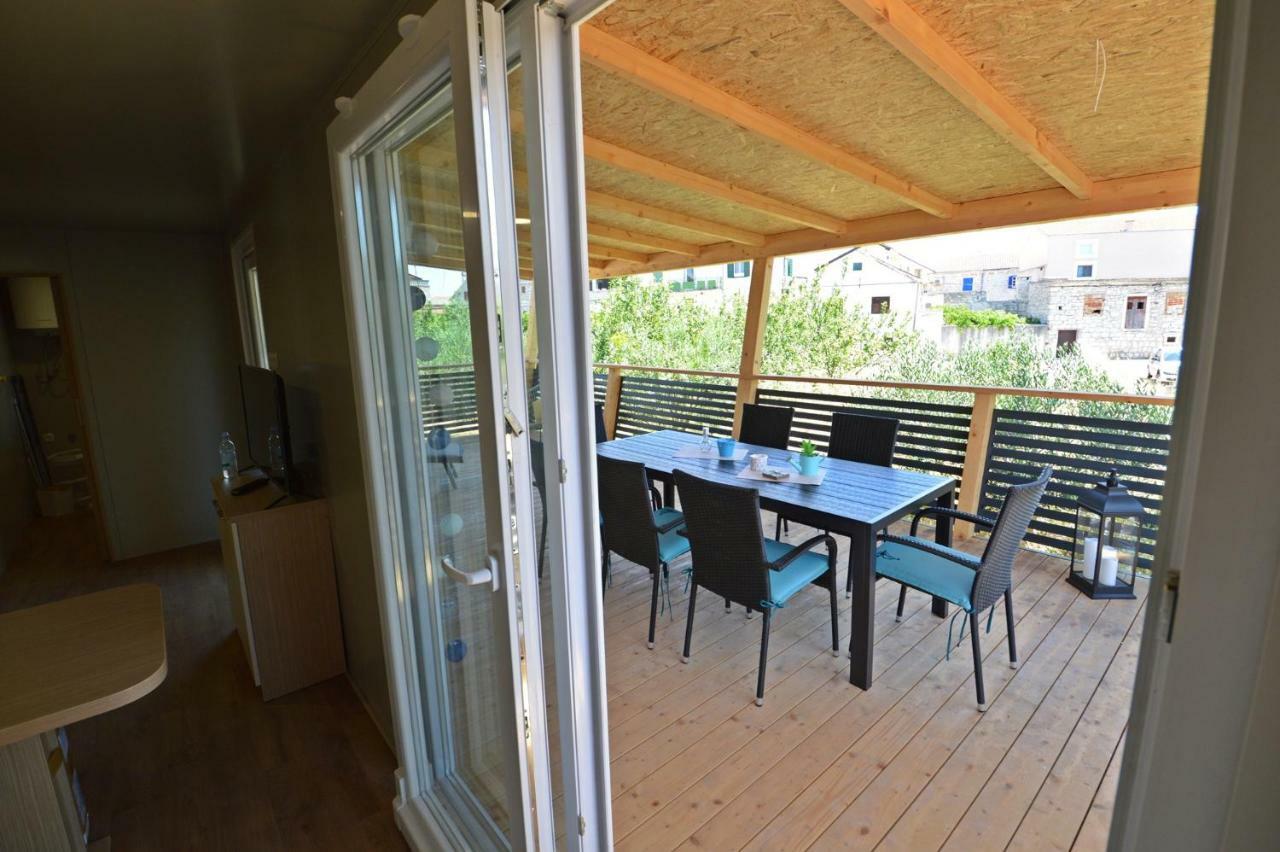 בטינה Mobile Home Cvita מראה חיצוני תמונה